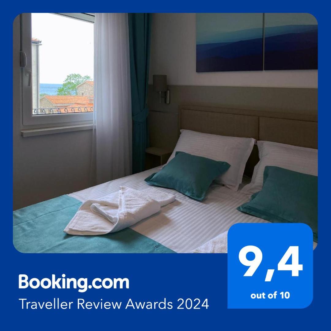 Family Beachfront Apartment Петровац Экстерьер фото